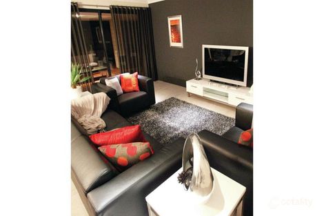 Property photo of 27 Firewheel Road Officer VIC 3809
