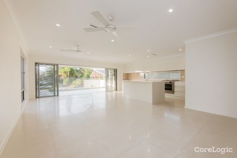 Property photo of 4B Coobowie Street Broadbeach Waters QLD 4218