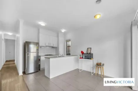 Property photo of 72 Kingsford Drive Point Cook VIC 3030