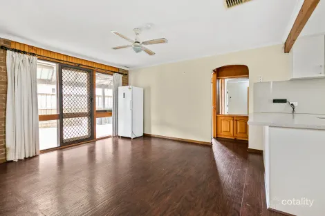 Property photo of 28 Grant Avenue Werribee VIC 3030