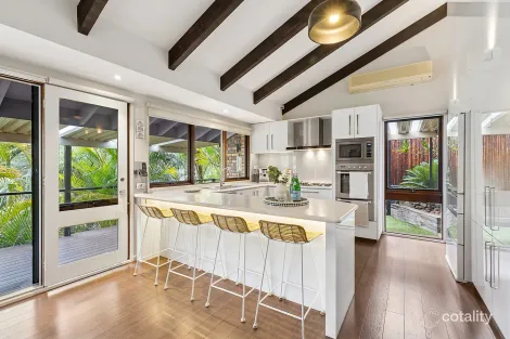 Property photo of 150 Upper Washington Drive Bonnet Bay NSW 2226