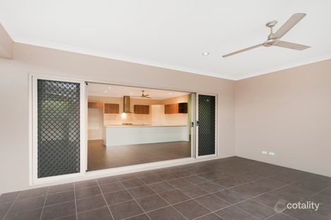 Property photo of 10 Icefire Quay Trinity Park QLD 4879