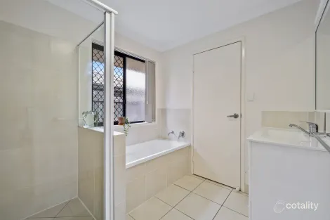 Property photo of 85 Springfield Drive Norman Gardens QLD 4701