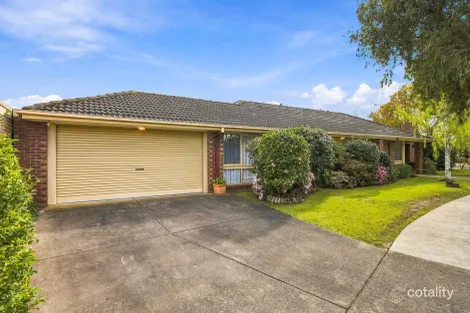 1 Monique Cl, Sale, VIC 3850