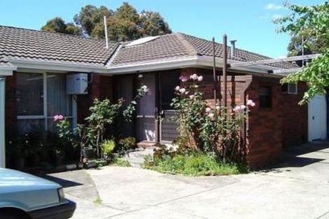 Property photo of 4/2-12 Moore Avenue Clayton South VIC 3169