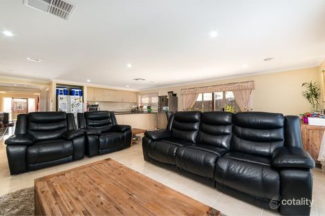 Property photo of 11 Redgum Avenue Carrum Downs VIC 3201