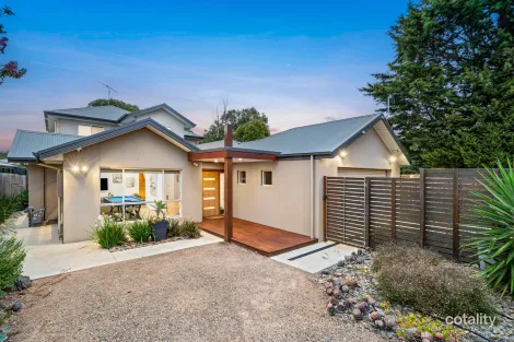 Property photo of 8 Jabiru Close Ocean Grove VIC 3226