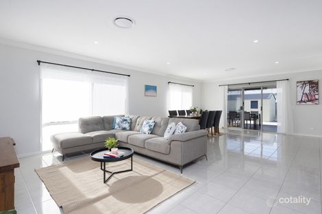 Property photo of 1 Mungo Close Pimpama QLD 4209