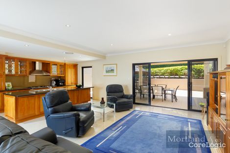Property photo of 64 Orchard Terrace St Lucia QLD 4067