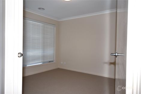 Property photo of 18 Terry Street Doreen VIC 3754