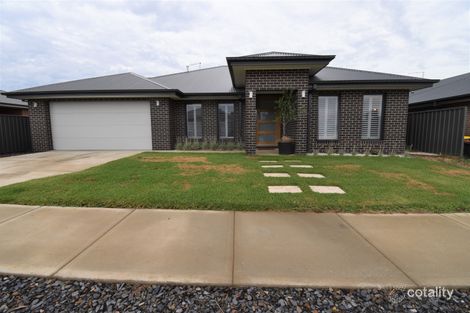 4 Potoroo Ave, Thurgoona, NSW 2640