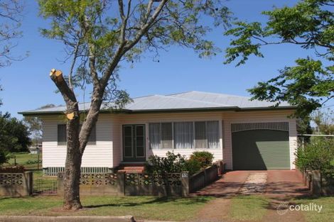 15 Hill St, Pittsworth, QLD 4356