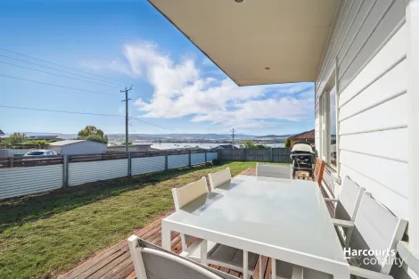 Property photo of 15 First Avenue Midway Point TAS 7171
