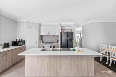 Property photo of 1 Bohr Walk Fraser Rise VIC 3336