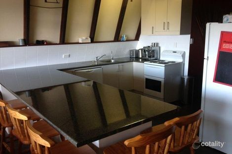 Property photo of 21 Surfview Avenue Black Head NSW 2430