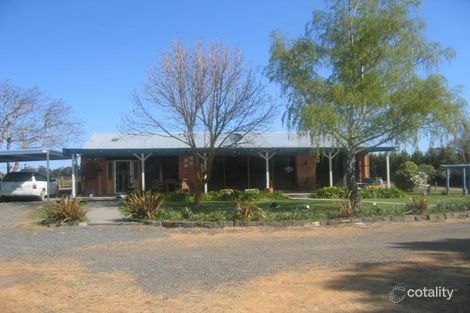 24 Fiddlers Green Rd, Kyneton, VIC 3444