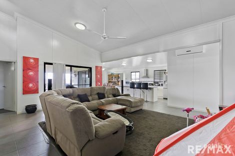 Property photo of 6 Oakwood Drive Tinana QLD 4650