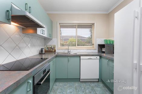 Property photo of 13 Clendon Court Cheltenham VIC 3192