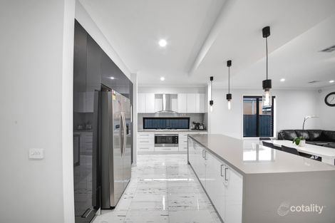 Property photo of 30 Grima Crescent Wyndham Vale VIC 3024