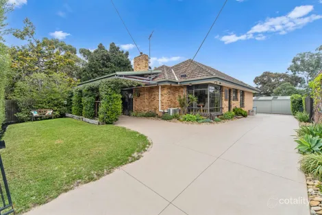 57 WELLS RD, SEAFORD, VIC 3198