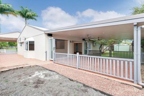 Property photo of 8 Humbolt Close Edmonton QLD 4869