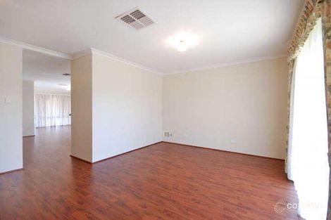 Property photo of 33 Mint Circuit Banksia Grove WA 6031
