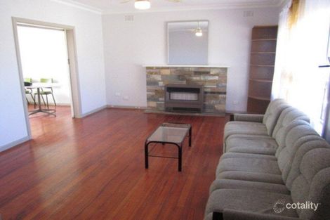 Property photo of 17 Fairbairn Street Springvale VIC 3171