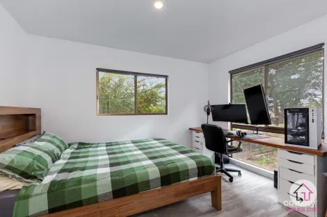 Property photo of 17 Andrew Avenue Waterford Park VIC 3658