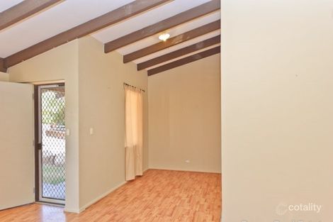 Property photo of 16 Delcomyn Place Craigie WA 6025