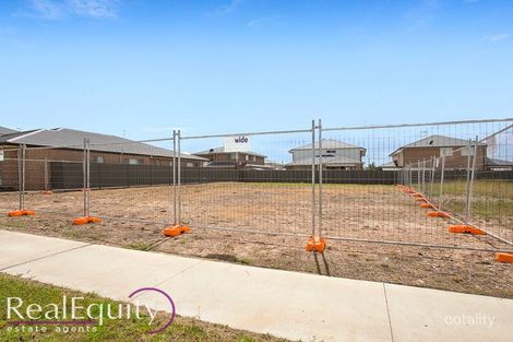 13 Bullrush Cres, Voyager Point, NSW 2172