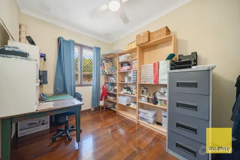 Property photo of 33 Bradley Way Lockridge WA 6054