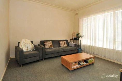 Property photo of 2/6 Lachlan Road Sunshine West VIC 3020