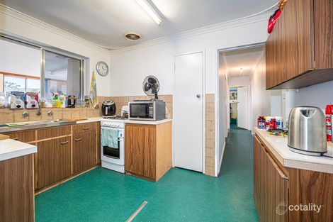 Property photo of 10 Colleen Street Gosnells WA 6110