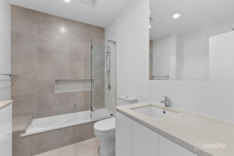 Property photo of 5 Summer Lane Robina QLD 4226