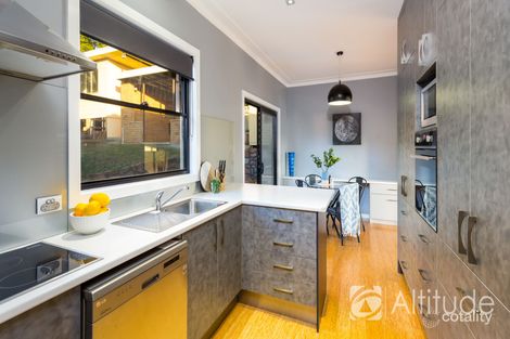 Property photo of 16 Davis Street Speers Point NSW 2284