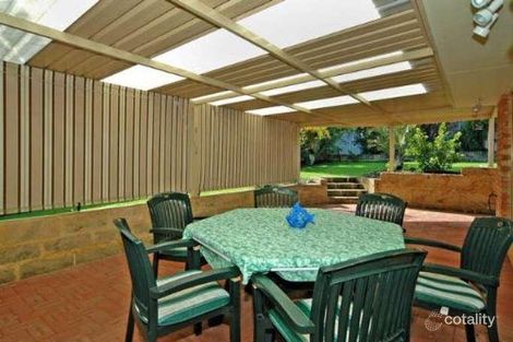 17 Reacher Pl, Ocean Reef, WA 6027