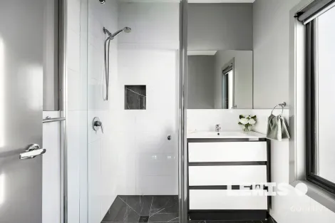 Property photo of 1/1070 Sydney Road Fawkner VIC 3060