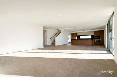 Property photo of 11 Sage Crescent Gledswood Hills NSW 2557