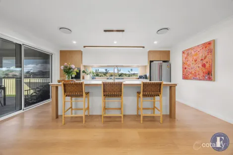 Property photo of 5 Armstrong Place Young NSW 2594
