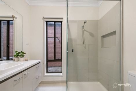 Property photo of 42 Tarlo Drive Tarneit VIC 3029