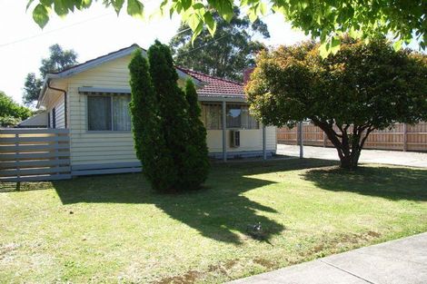 8 Derwent Dr, Bayswater, VIC 3153