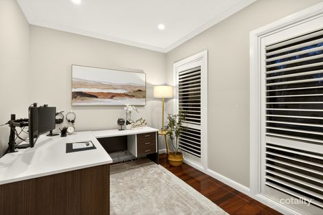 Property photo of 19 Lindsey Place Elderslie NSW 2570