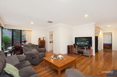 Property photo of 2/30 Burnett Street Mitcham VIC 3132