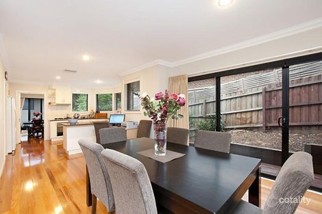 Property photo of 2/30 Burnett Street Mitcham VIC 3132