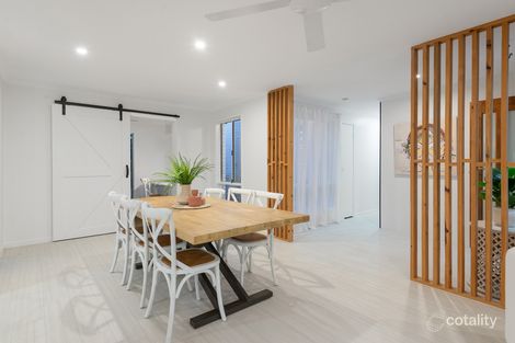 Property photo of 127 Discovery Drive Helensvale QLD 4212