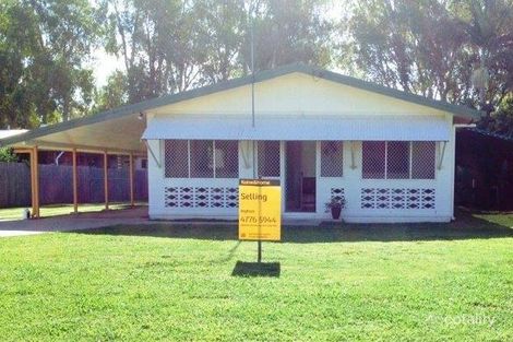 135 John Dory St, Taylors Beach, QLD 4850