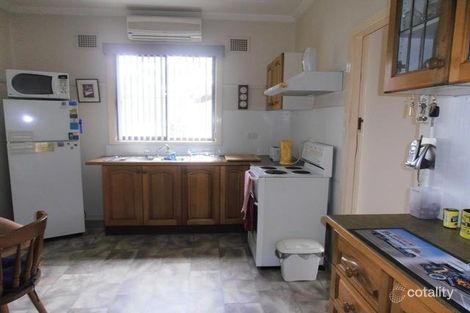 Property photo of 2 Emerson Street Beresfield NSW 2322