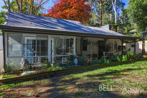 Property photo of 25 Edmunds Road Cockatoo VIC 3781