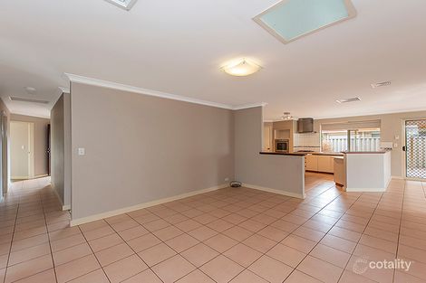Property photo of 18 Feltbush Mews Canning Vale WA 6155