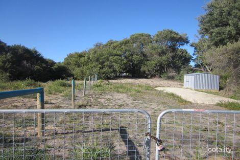 21 Pacific Ct, Golden Beach, VIC 3851